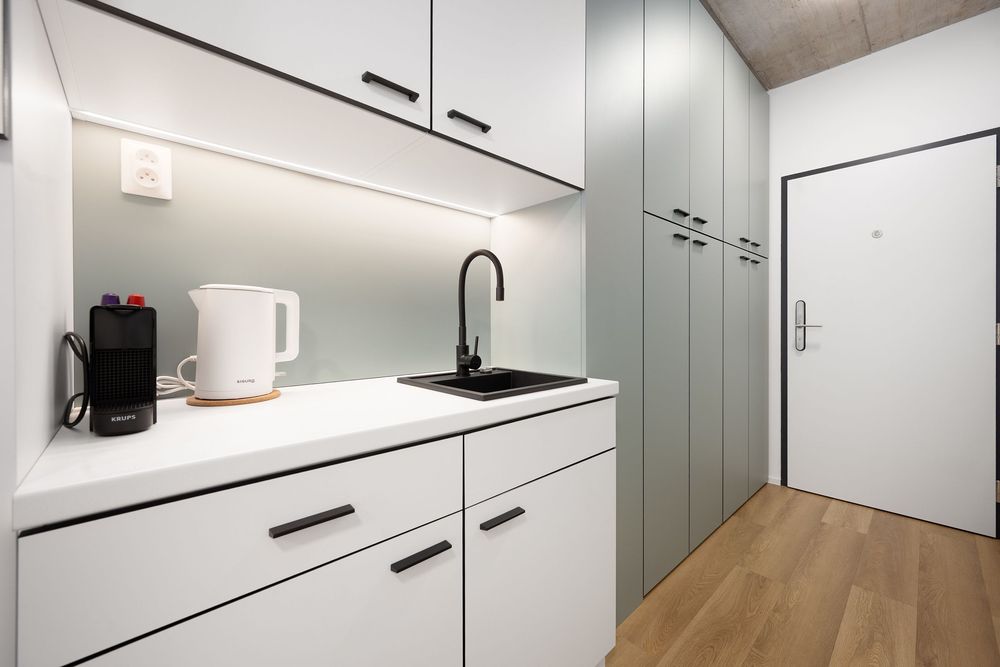 Moderní studiový byt v novém bytovém domě nedaleko centra Brna – ideální pro studenty a mladé profesionály — foto 7