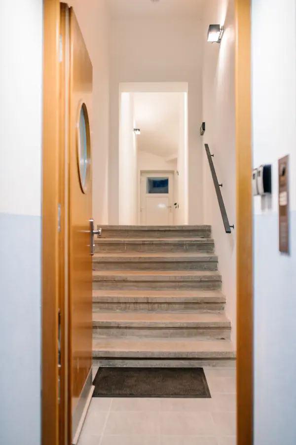 Elegantní byt se 3 ložnicemi, vlastní terasou a zahradou | Ubytování až pro 6 osob — foto 7