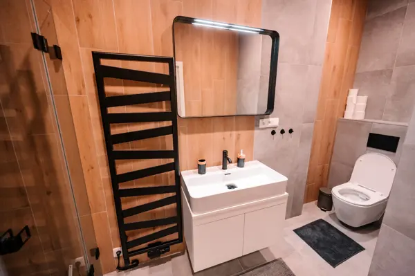 Elegantní byt se 3 ložnicemi, vlastní terasou a zahradou | Ubytování až pro 6 osob — foto 9
